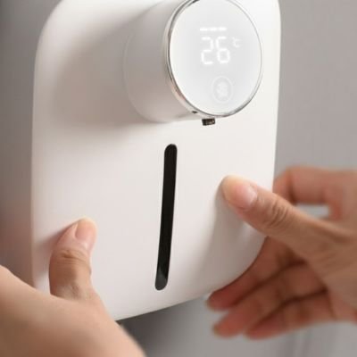 Distributeur de savon automatique  blanc installation