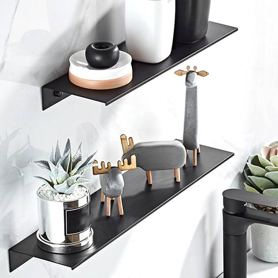 etagere de douche noire deux tailles differentes vue dessus lavabo