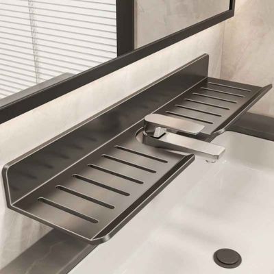 etagere salle de bain noir vide