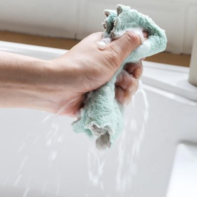 lavettes pour salle de bain une humide