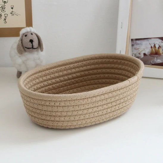 paniers de rangement beige vide