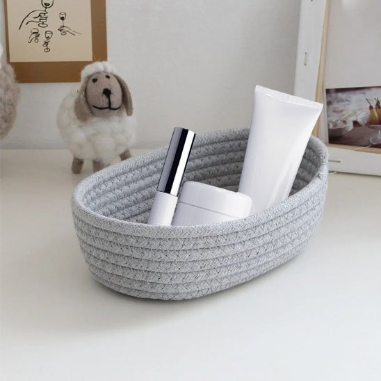 paniers de rangement bleu produits dedans