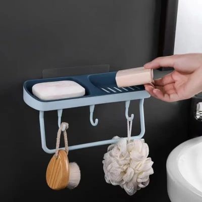 porte savon mural bleu main depose savon
