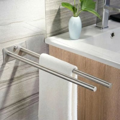 porte serviette argent serviette blanche