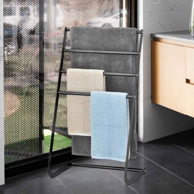 porte serviette echelle trois serviettes gauche lavabo