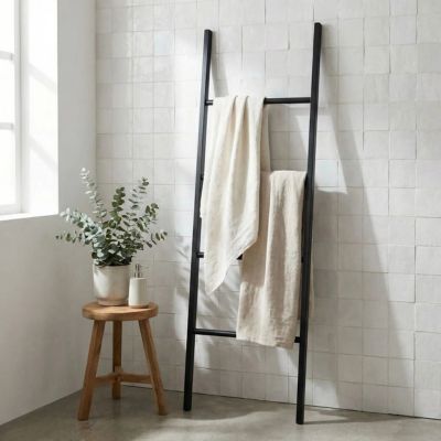 porte serviette en bois noir variante