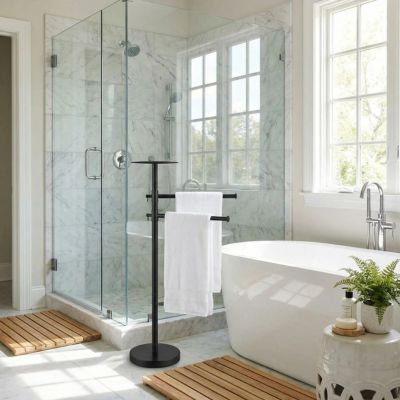 porte serviettes sur pied salle de bain noir droite douche