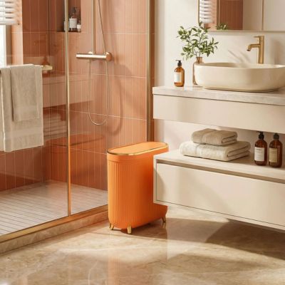 poubelle pour salle de bain orange droite douche
