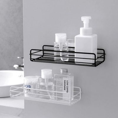 rangement dans la douche deux modeles droite lavabo